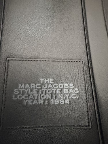 Genuine marc jacobs medium - marc,